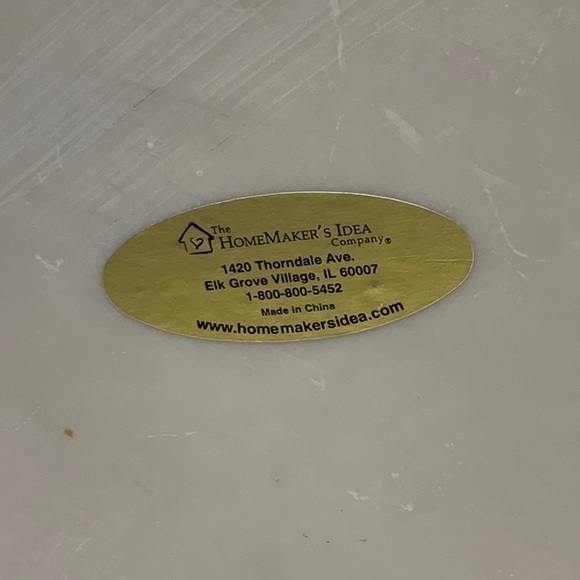 Angel Enveloping The Nativity Baby Jesus, Mary and Joseph Large Resin Figurine - Picture 7 of 10